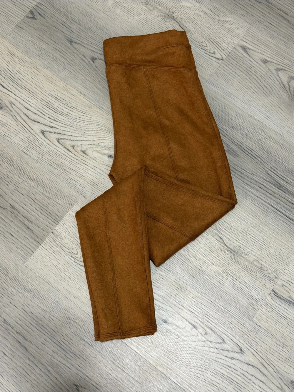 NEW SPANX Faux Suede Leggings Rich Caramel Brown Size Medium 28" Inseam - Picture 4 of 11